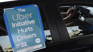 Uber and Lyft Will Have to Pay Minimum Wage in Seattle